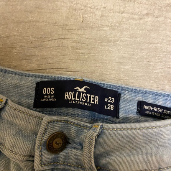 Light wash high waisted jeans - Picture 3 of 4